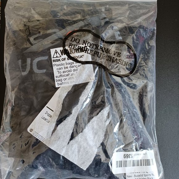 Bucwild Sports ¾ Compression Pants with Knee Pads - Picture 5 of 6